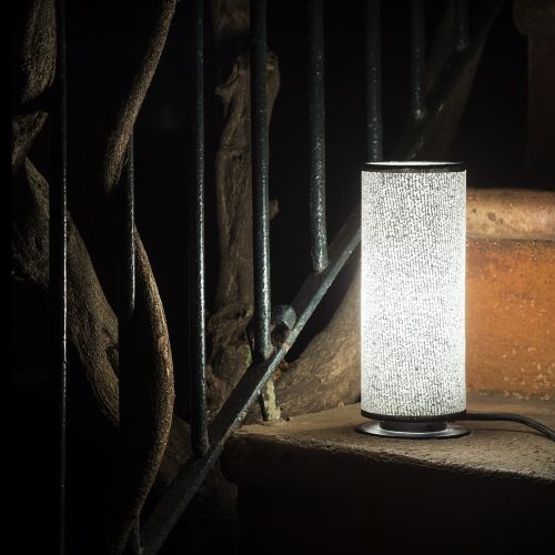 Lámpara MANUSCRIPT · Joaquim Ruiz Millet, 2016 · Foto: Adrià Goula